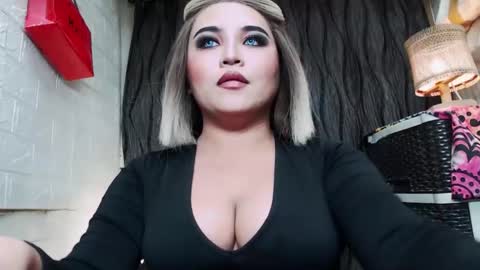 sexy kia online show from May 28, 5:05 am
