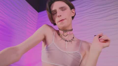 adrian online show from November 8, 8:42 pm