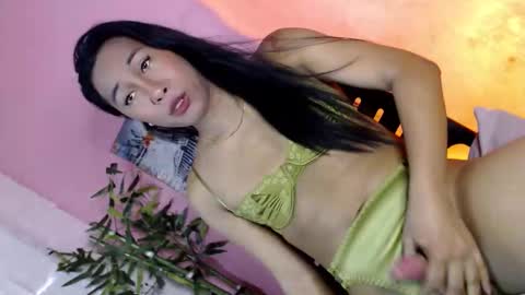 _asiancutie online show from November 10, 5:41 am