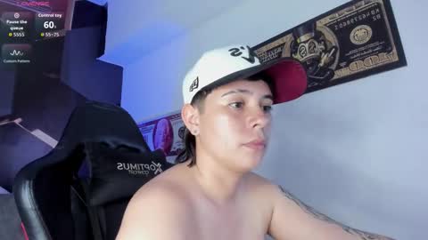 Snapshot of abbysmiitth_ chatting on October 18, 11:41 pm Abby Smith online show from October 18, 11:41 pm