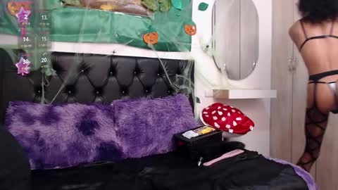 Abigail online show from October 28, 12:36 pm