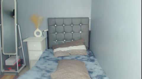 Freya online show from March 6, 3:39 pm