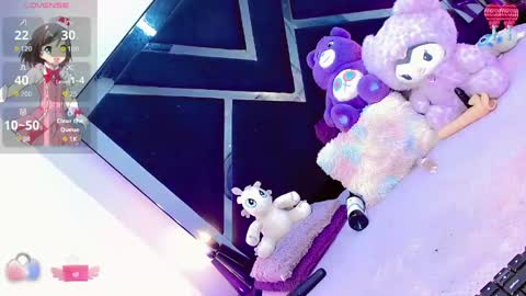 alahia_daboin online show from April 14, 5:23 am