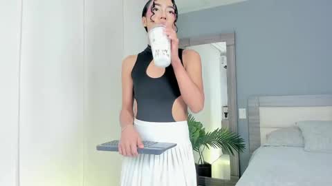 alaiaguerra online show from September 17, 7:41 pm