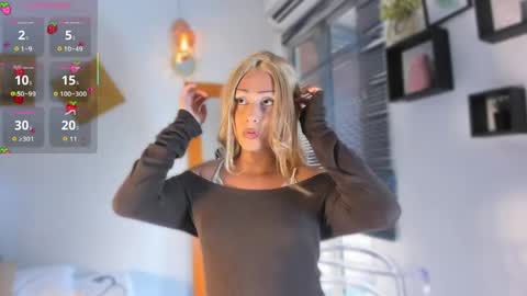 aleexiiaa online show from April 11, 12:42 pm