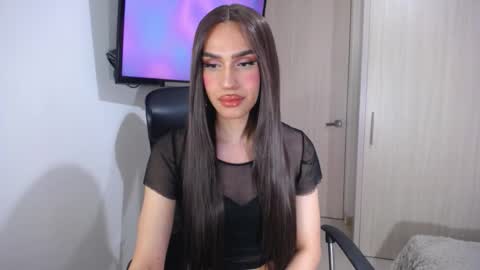 Alexa Bloomx  online show from March 31, 2:35 am