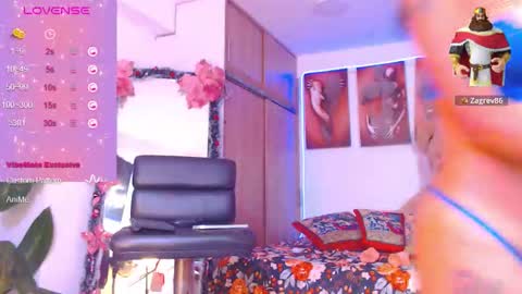 alexafoxxy01 online show from December 14, 8:26 pm