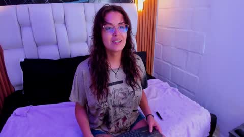 Alice Yuuki  online show from January 3, 6:03 pm