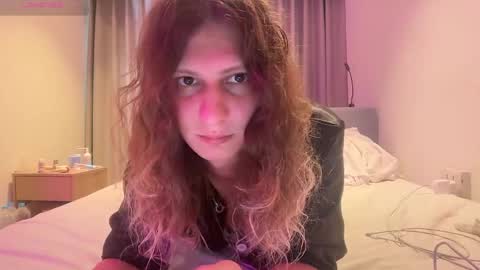 AlicePinkhead online show from April 28, 7:24 am