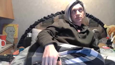 Alisha online show from April 1, 11:55 am