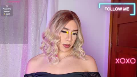 Hazel Bowie online show from February 28, 4:19 am