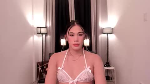 alwina_williams online show from March 20, 9:43 am