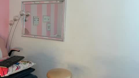 amaia_monroe online show from February 19, 10:01 am