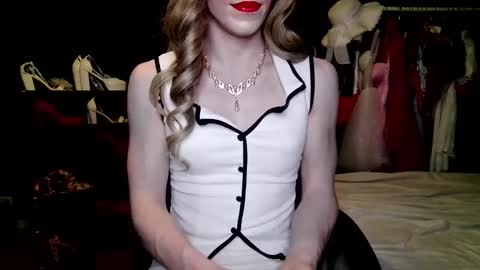 Amalie online show from November 23, 7:05 pm