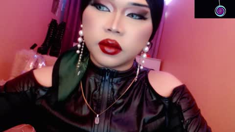 Queen Mireska online show from March 13, 4:34 pm