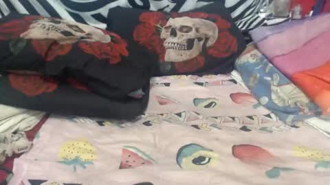 Amuy online show from November 11, 10:50 am