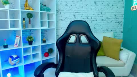 andrea__doll online show from September 15, 7:08 pm