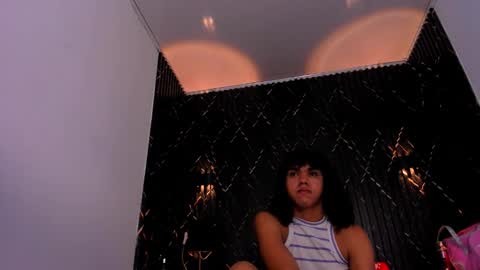Snapshot of andrea_gill_ chatting on October 10, 3:24 pm Andres Gil online show from October 10, 3:24 pm