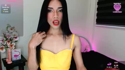 SENORITA online show from October 11, 5:37 pm