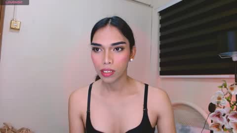 SENORITA online show from January 12, 3:46 am