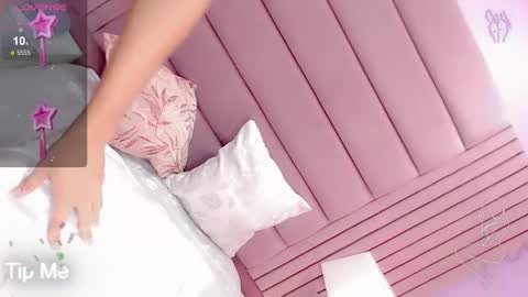 angeles_bust online show from March 1, 12:45 pm