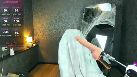 Angel online show from April 16, 8:09 pm