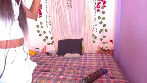 Snapshot of antonella_wolfe chatting on September 9, 7:51 am anto online show from September 9, 7:51 am