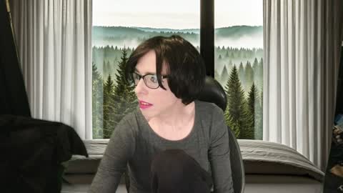 April Strife online show from December 3, 5:26 am