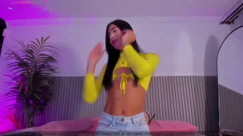 Aria Millers  online show from March 13, 11:49 am