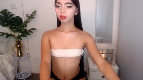 Ariella online show from February 26, 6:35 pm