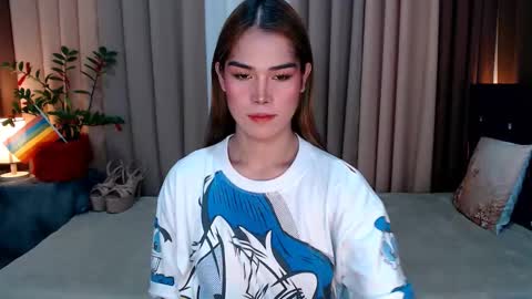 Snapshot of ashleycooper14 chatting on December 10, 9:43 am Hello ur lovely ash online show from December 10, 9:43 am