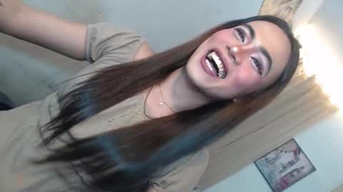 asian_ulysses online show from December 17, 1:06 pm