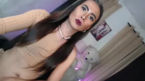 asian_ulysses online show from April 14, 1:27 pm