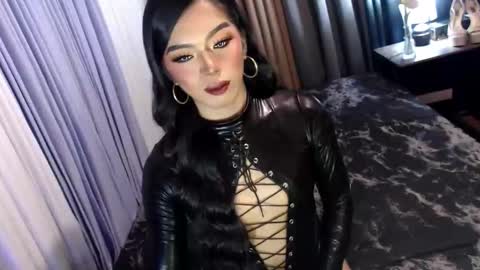 Margaux Miller online show from October 22, 6:21 pm