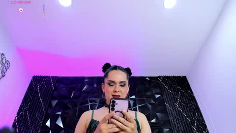 Audrey Hayworth online show from March 23, 11:37 am