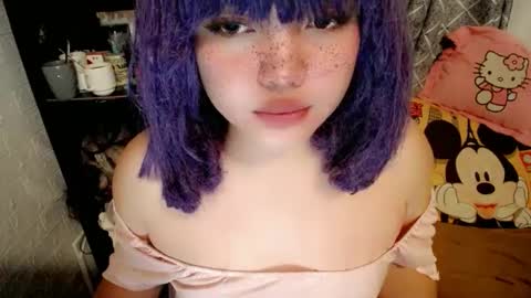 cute online show from February 26, 1:19 pm