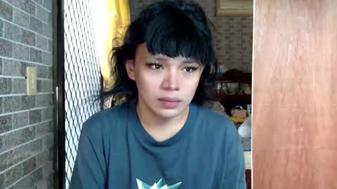 aymkyline online show from March 23, 2:38 am