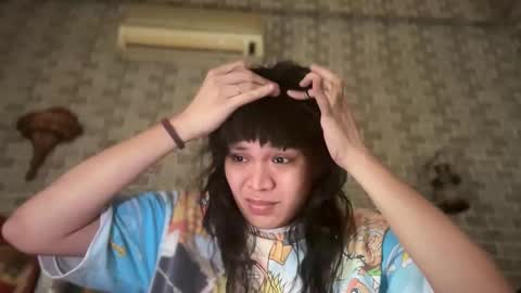 aymkyline online show from March 31, 2:02 am