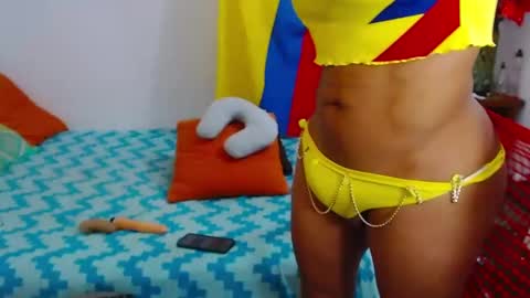 bardotbigcocktsx online show from November 18, 5:57 pm