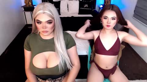 Snapshot of bellabrown_19xxx chatting on January 28, 9:19 pm Bella online show from January 28, 9:19 pm