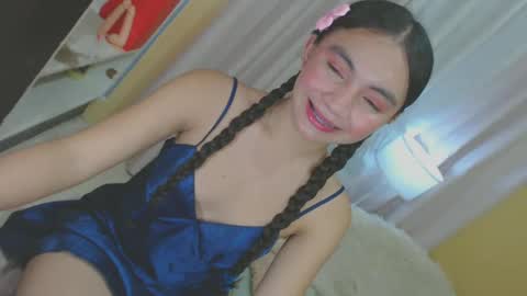 Yeng online show from December 2, 10:29 pm