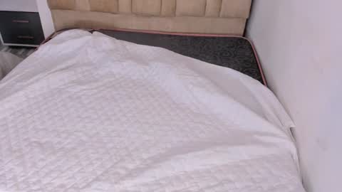 B L A C K  R O S E  online show from April 13, 11:36 am