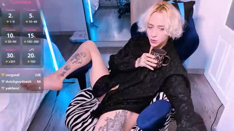 blooming_soul online show from December 13, 7:53 pm