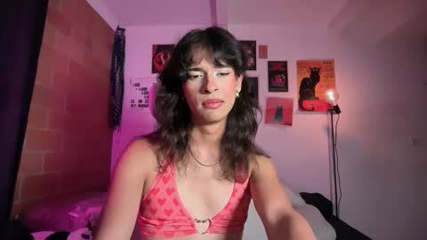 Bella Bloom ts online show from March 13, 3:12 am