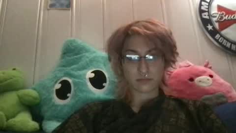 Snapshot of boywithbug chatting on February 8, 2:26 am boywithbug online show from February 8, 2:26 am