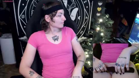 BrandiWRLD999 online show from December 23, 6:16 pm