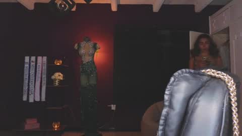 brendaaguerra online show from January 4, 11:52 pm