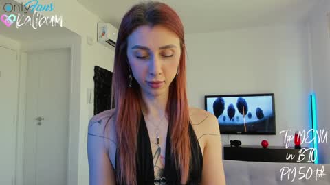 Snapshot of bumbum_kalibum chatting on January 30, 4:02 pm Ivan online show from January 30, 4:02 pm