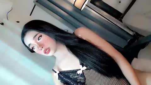call_me_nina online show from May 30, 8:01 am