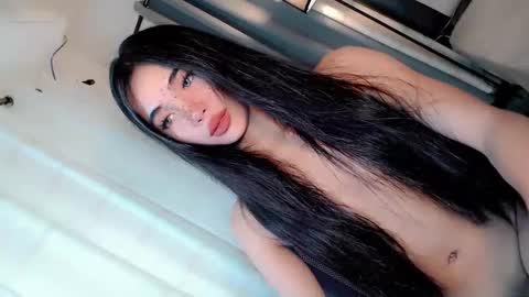 call_me_nina online show from June 5, 2:59 am